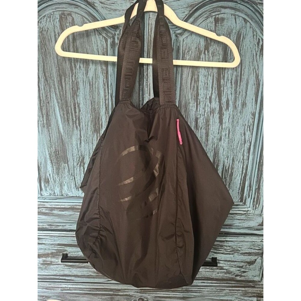 MPG Sport Black Packable Nylon Slouchy Tote Bag Hot Pink Lining & Accents